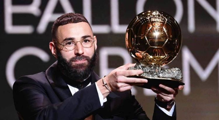 Secrets de fabrication du trophée - Le ballon d'or a 60 ans