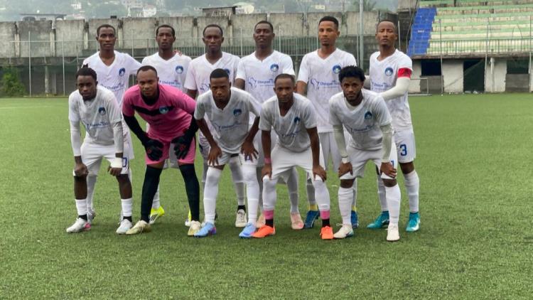 Coupe des Comores de football I A Ngazidja, Ikoni et Ntsudjini sont en…