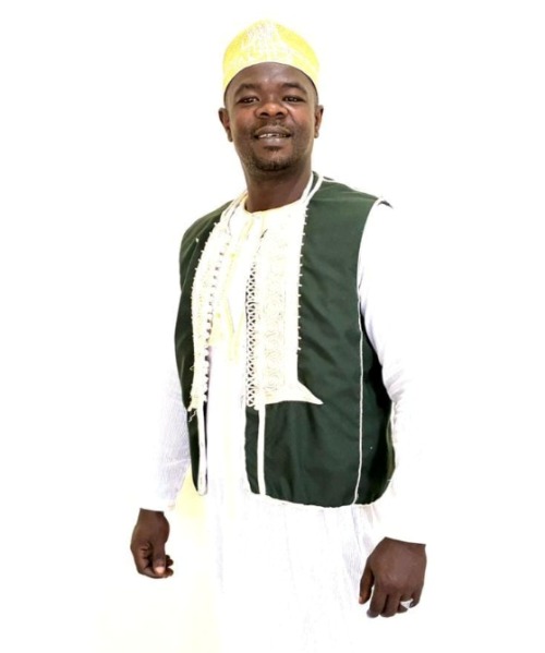 Hassani Ibrahim Youssouf, de la diplomatie comorienne au bureau du Rédif