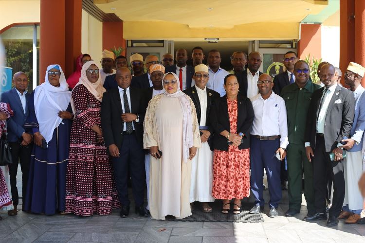 Réformes électorales I Les acteurs de l’Océan indien en quête de cadres…