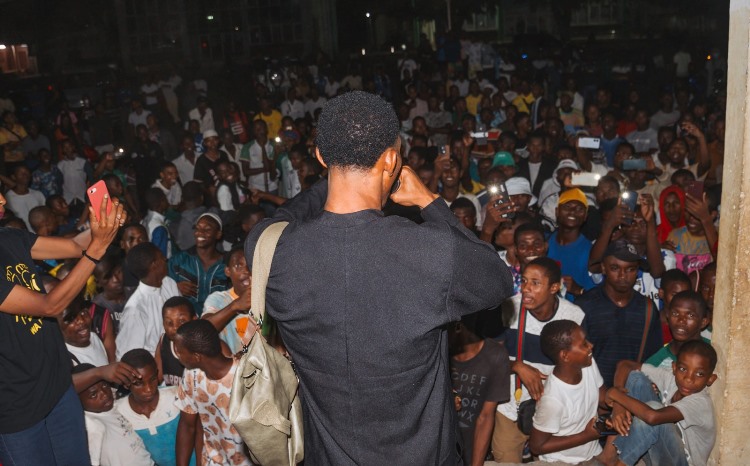 Titi le Fourbe I Quand un rappeur est porté par son public