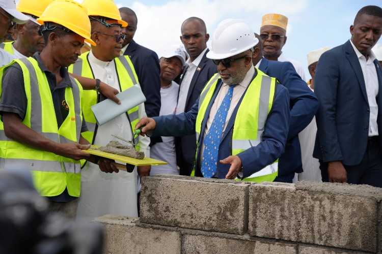 Jeux des Îles 2027.  Azali Assoumani réaffirme  l’engagement du pays à abriter l’évènement