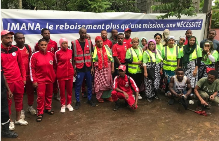 Reboisement : 900 plants mis en terre le long de la rivière de Bwedza à…