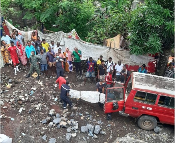 Mort suspecte I Une enquête pour homicide ouverte après  la découverte…