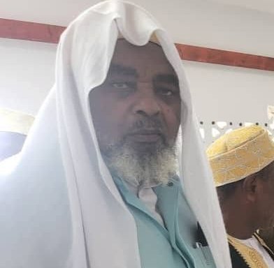 دار الإفتاء القمرية تنعى مستشارها الشيخ محمد سالم