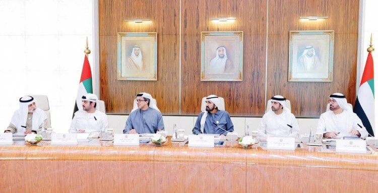 الإمارات تقر حظر استخدام منصات التواصل الاجتماعي لمن هم دون 15 عاماً لتعزيز حماية الأطفال رقمياً