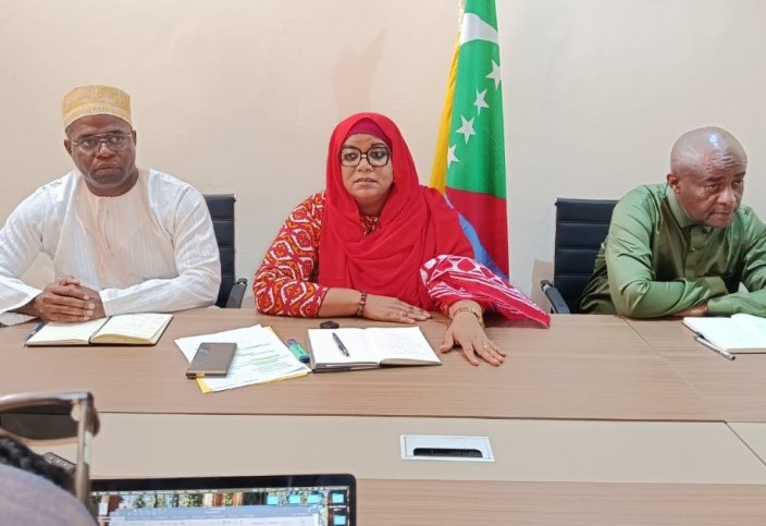 خطة لإعادة هيكلة مطارات جزر القمر: تسريح 94 موظفاً من مختلف مطارات البلاد