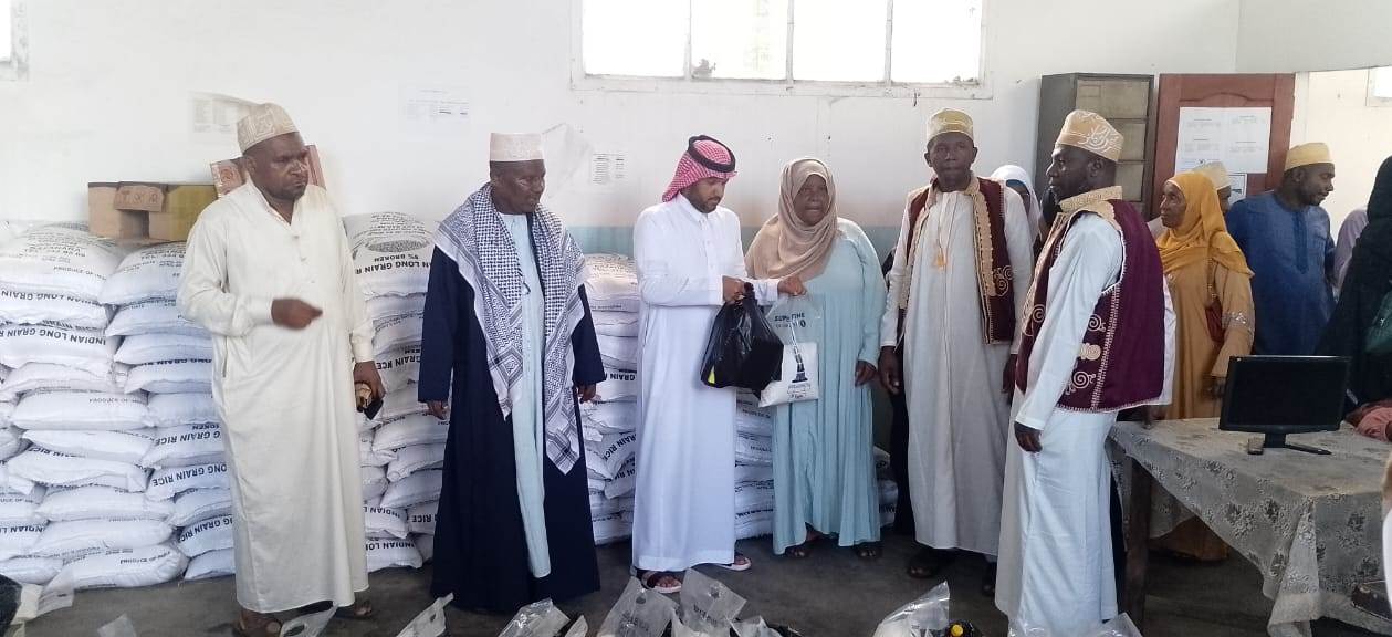 السفارة السعودية تُدشّن عدداً من برامج خادم الحرمين الشريفين الرمضانية