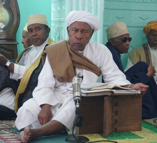 في الذكرى السادسة لوفاة سماحة المفتي الأكبر: أنوار لم تنطفئ وعطاءات لم تنقطع