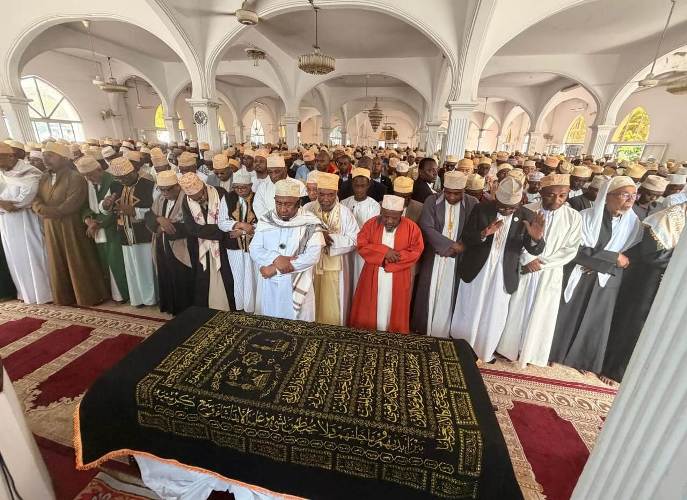 رحيل حسن غزالي… رجل الإصلاحات المالية وبصمة بارزة في القطاع المصرفي القمري